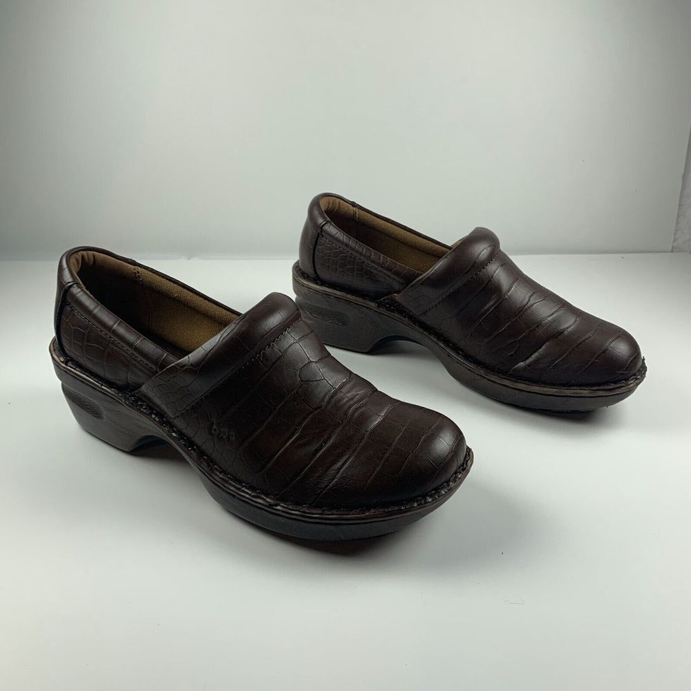 B.O.C. Børn Peggy BC0005252 Shoes Women's US 8.5M Dark Brown Croco Slip On Clogs